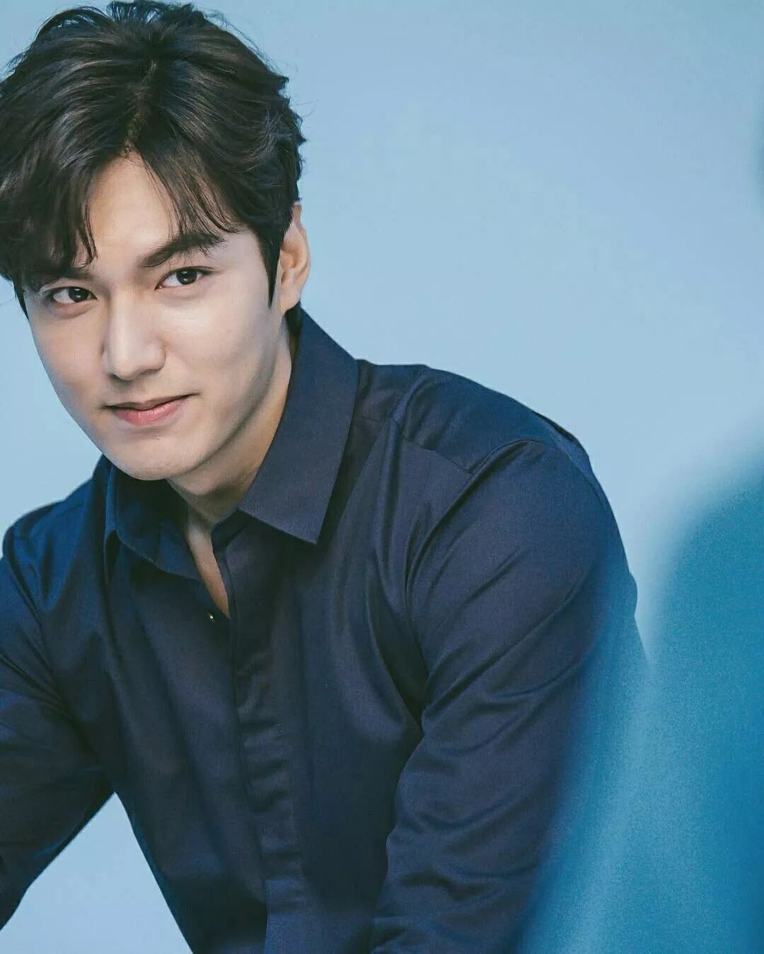 男生发际线高的刘海发型推荐,男生刘海少发际线高适合发型