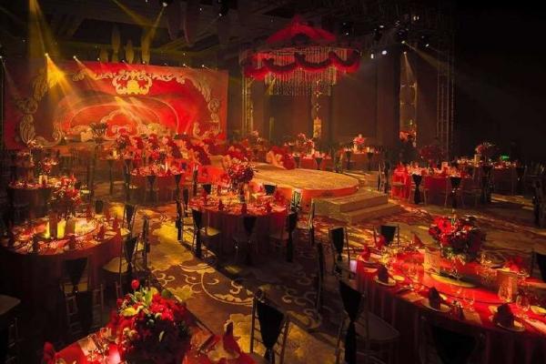 适合秋天的婚礼布置高级感,适合夏天的小清新森系婚礼布置