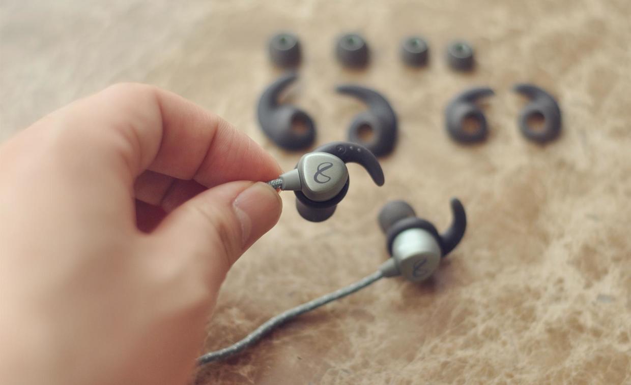 延续哈曼品质！美国总统*用御**“Infinity”首款蓝牙耳机音效如何？