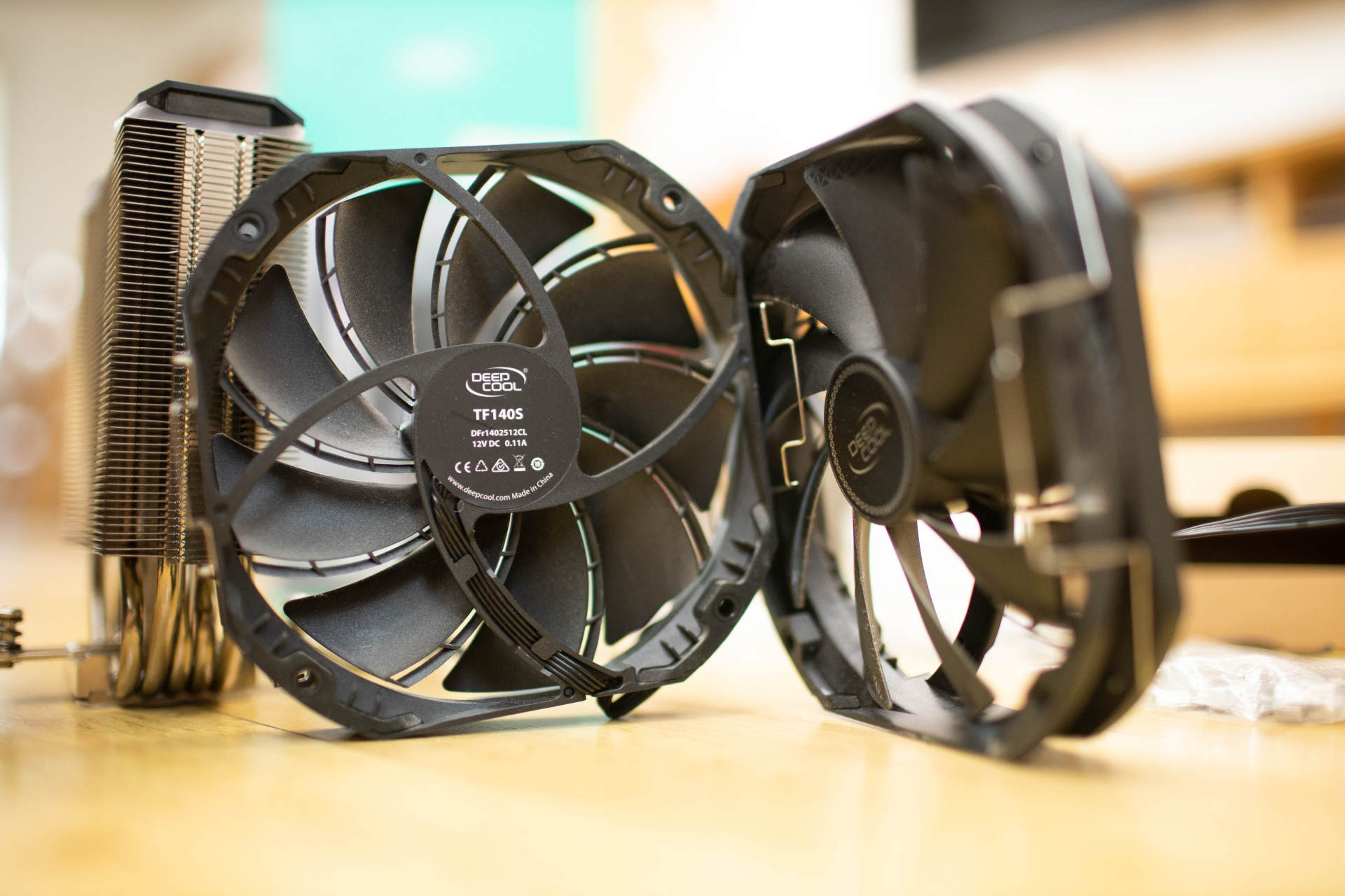 微星氪金枪二代可以装风冷吗,微星氪金枪机箱前面可以拆吗