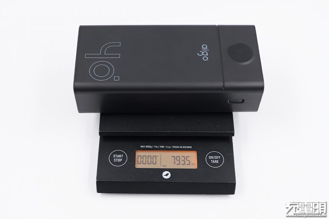 爱国者40000充电宝测评,爱国者充电宝测评30w快充