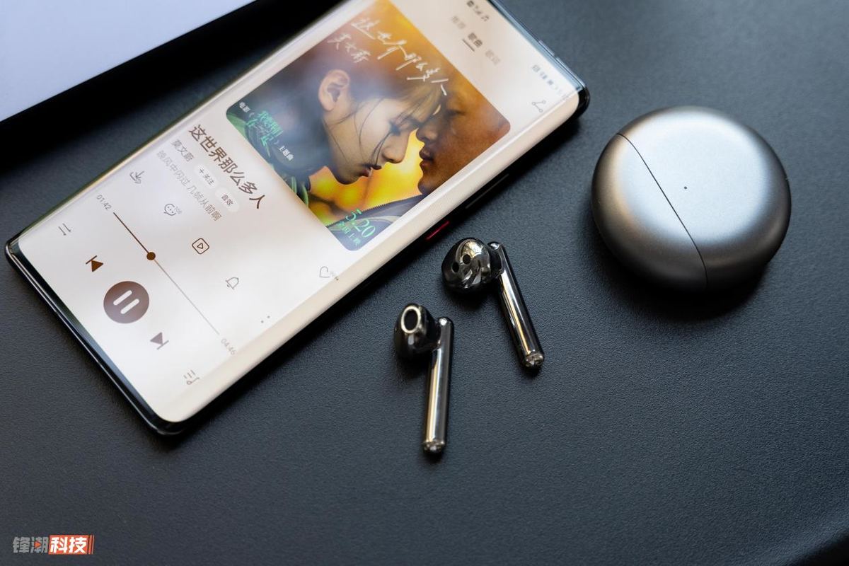 降噪耳机推荐华为freebuds5i,freebuds4i降噪多少分贝