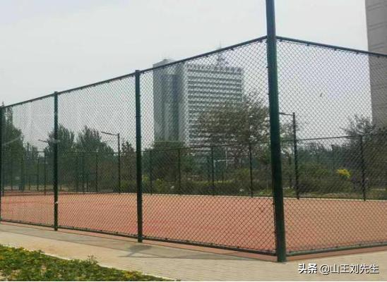 体育场围栏,包塑防腐体育场围栏网