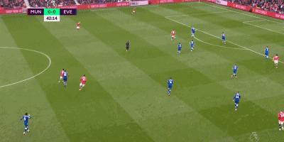 埃弗顿曼联逆转,索尔斯克亚解雇球迷反应