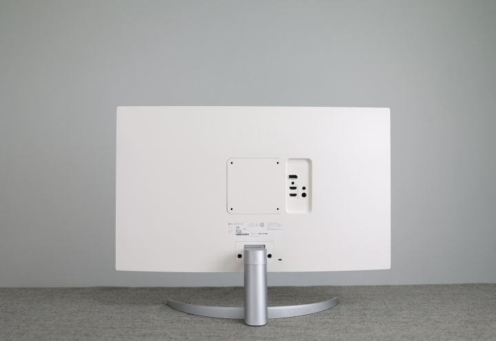 lg27寸4k,lgup600w显示器测评