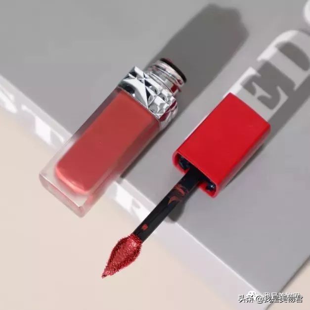 秋冬唇釉推荐2022,秋冬唇釉推荐大牌阿玛尼