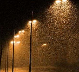 这个广州不太冷：送外卖淋雨淋出白癜风，路人举动很暖心