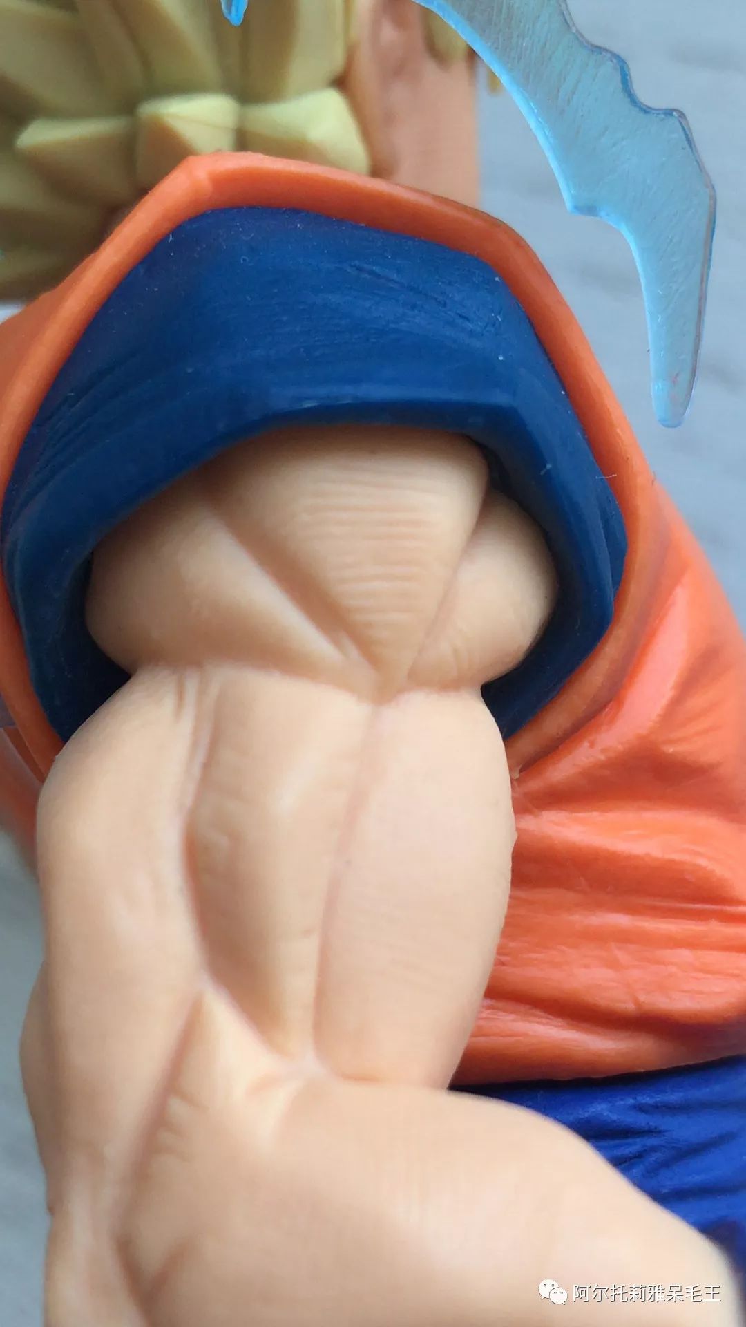 100元皮卡丘的正版手办,100元的正版手办