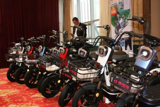 旗开得胜年会,旗开得胜年会视频