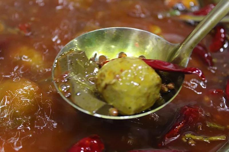 王小锅旋转小火锅加盟需要多少钱,小旋转小火锅加盟费需要多少钱