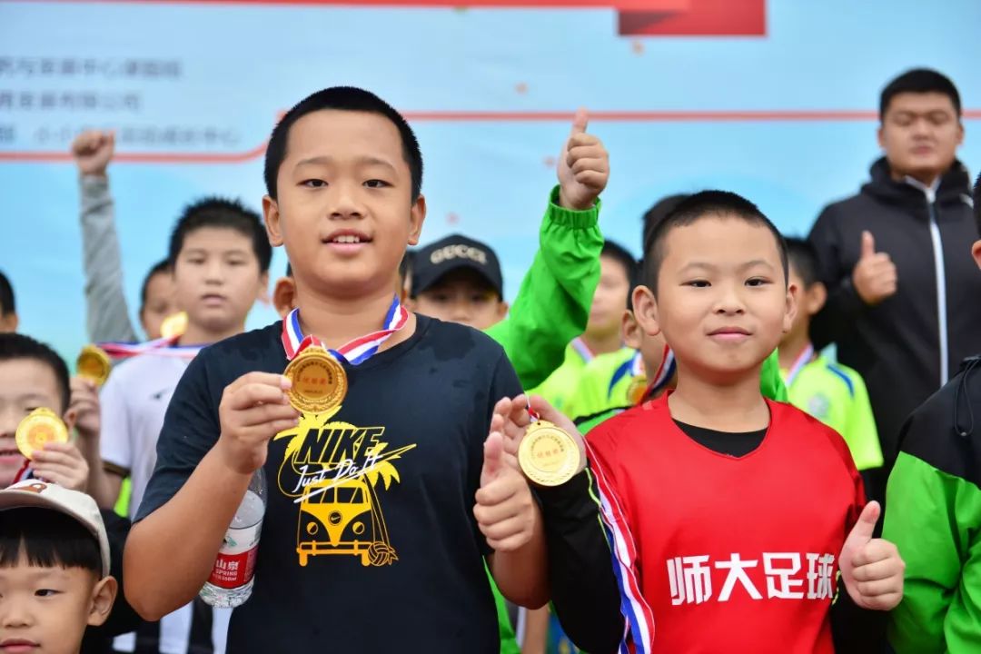 2019哈咘哈咘“小足球开启大梦想”福州市亲子嘉年华活动成功举办