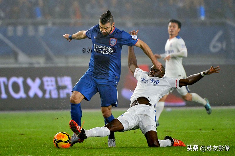 江苏队夺冠图片,江苏队首夺冠军