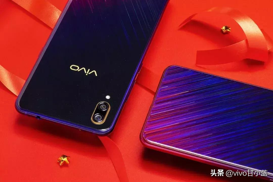 手机黑屏是哪坏了可以触屏,手机一接通手机黑屏什么原因