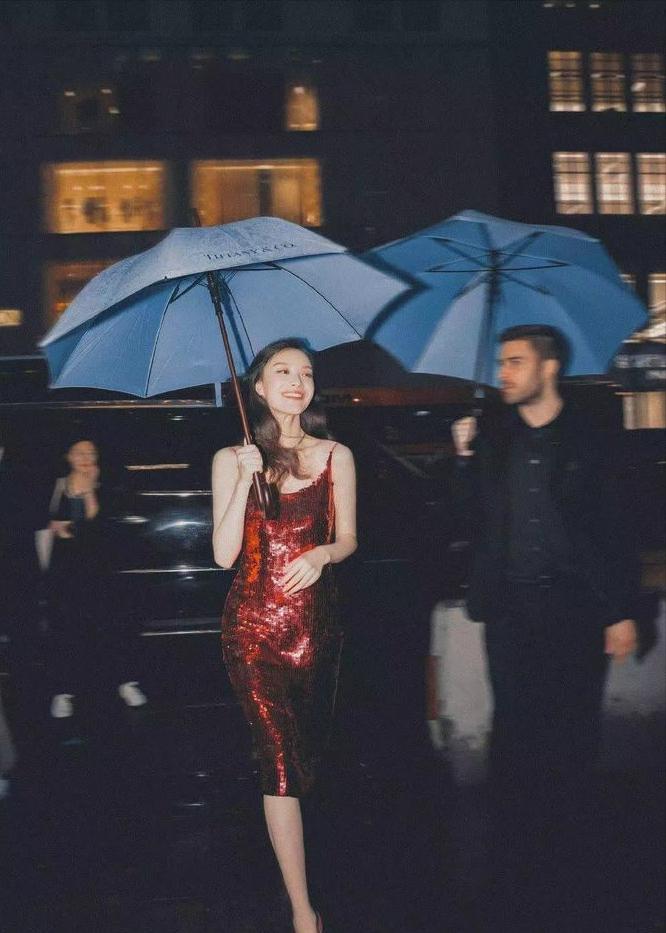 头顶很塌怎么一直蓬松,头顶尖头发塌怎么弄蓬松小妙招