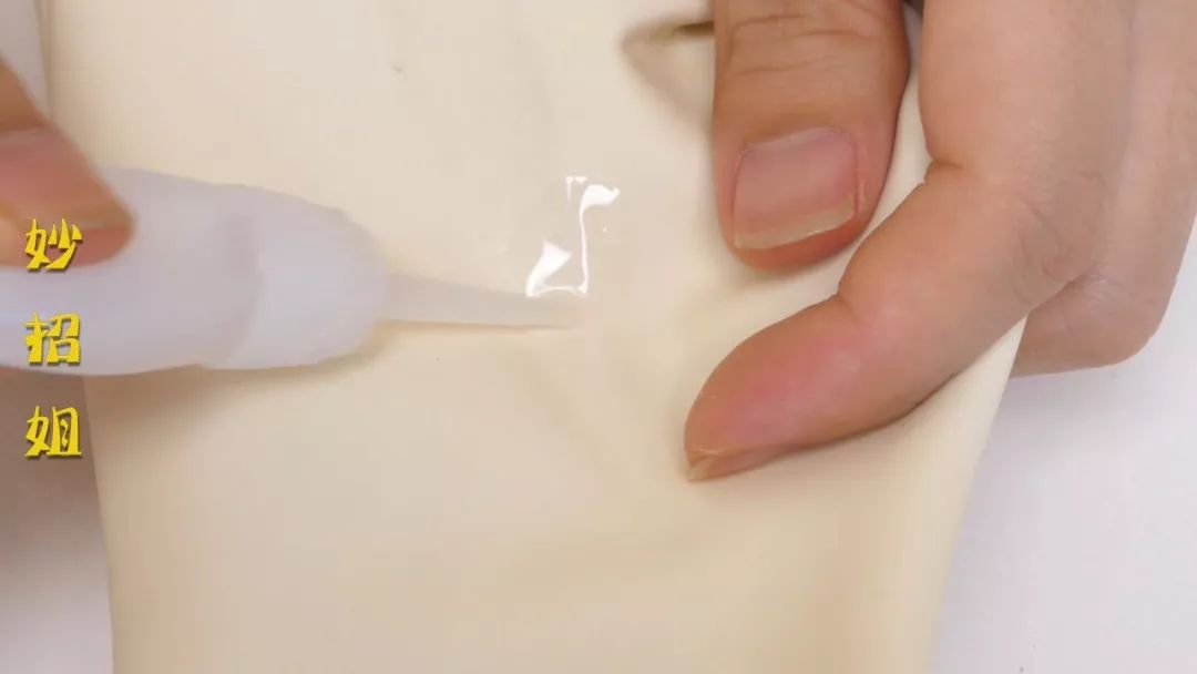 橡胶手套坏了别扔还有这些妙用,橡胶手套破了可以用火补吗