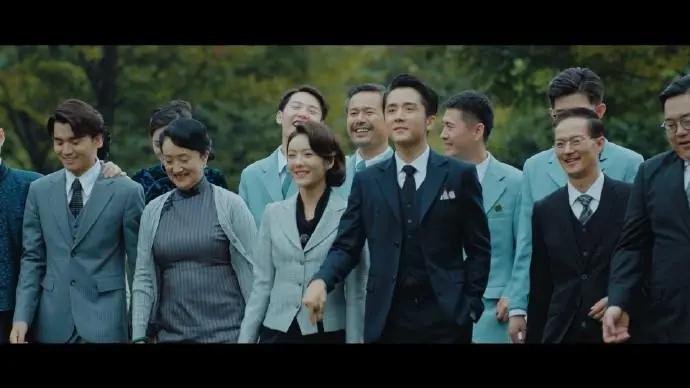 眼神清澈含情，声音温柔有磁性，湖北果然盛产国风*男美**