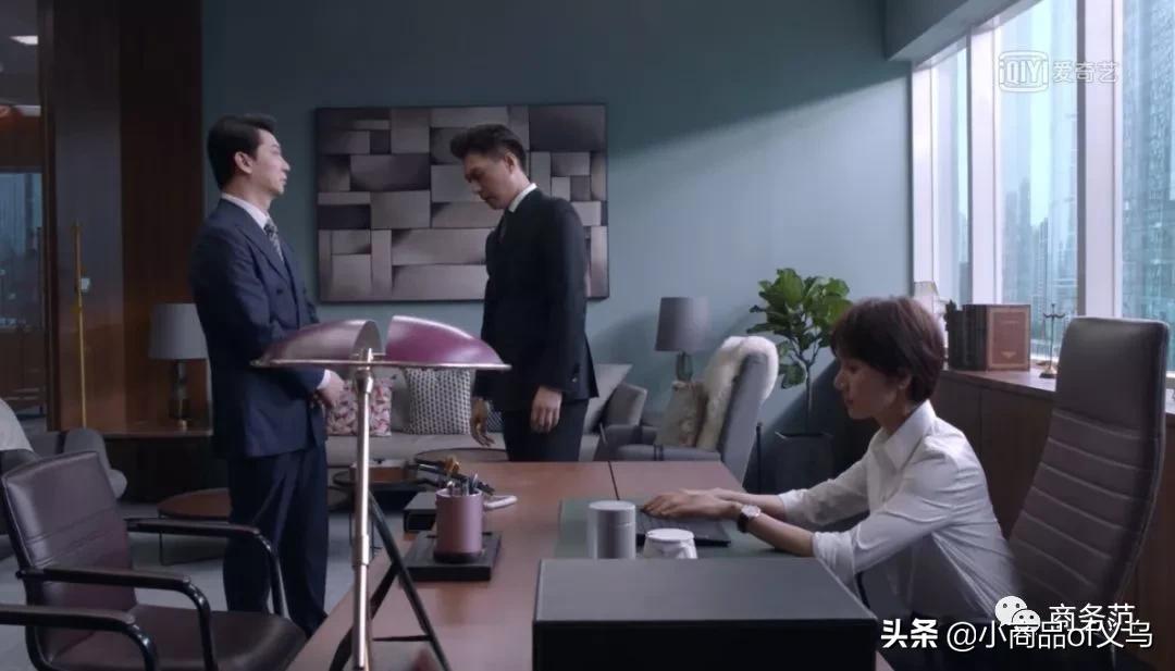 精英律师罗槟栗娜片段,精英律师罗槟去栗娜家里