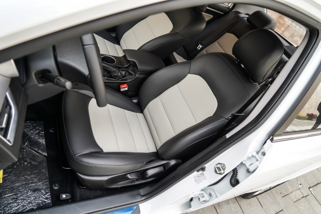 酷威熏黑车标,吉利远景18款车头