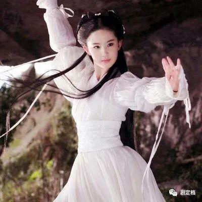 赵丽颖新戏再现抠图风波,你和我的倾城时光赵丽颖抠图