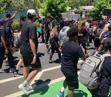 乔丹对种族歧视的贡献,乔丹对种族歧视的看法