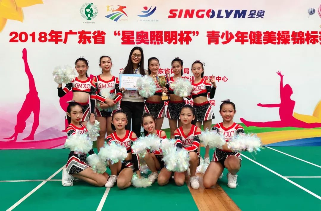 足球小男孩梦想,一个小孩的足球梦想有多难