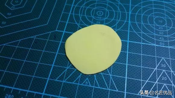 母亲节手工康乃馨简单又漂亮,母亲节适合给妈妈做的康乃馨手工