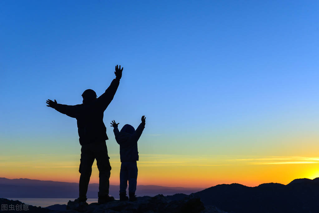 前路漫漫其修远兮的意思,前路漫漫其修远兮何处是归宿