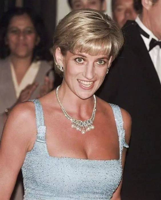 英王室,英国王室的黄金珠宝