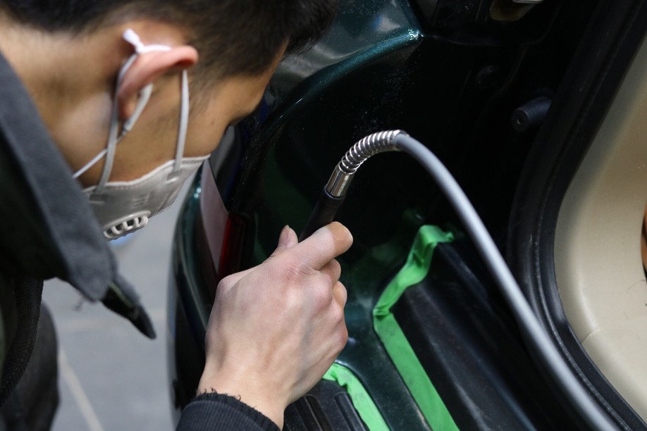 怪兽修车:修复一辆09款中东版丰田霸道,最终旧车变新车