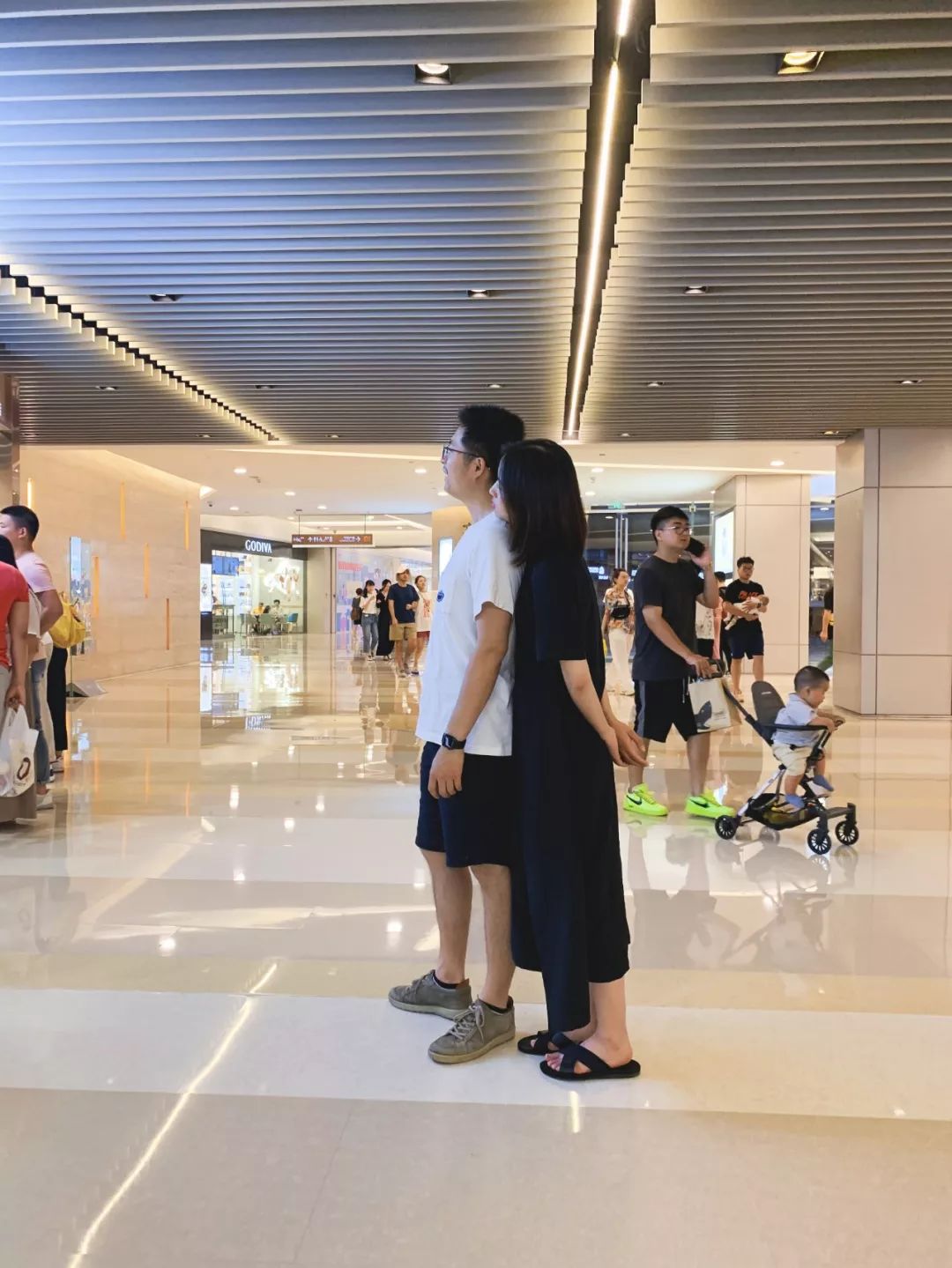 鐪熶汉涓撹,鐪熶汉閲囪