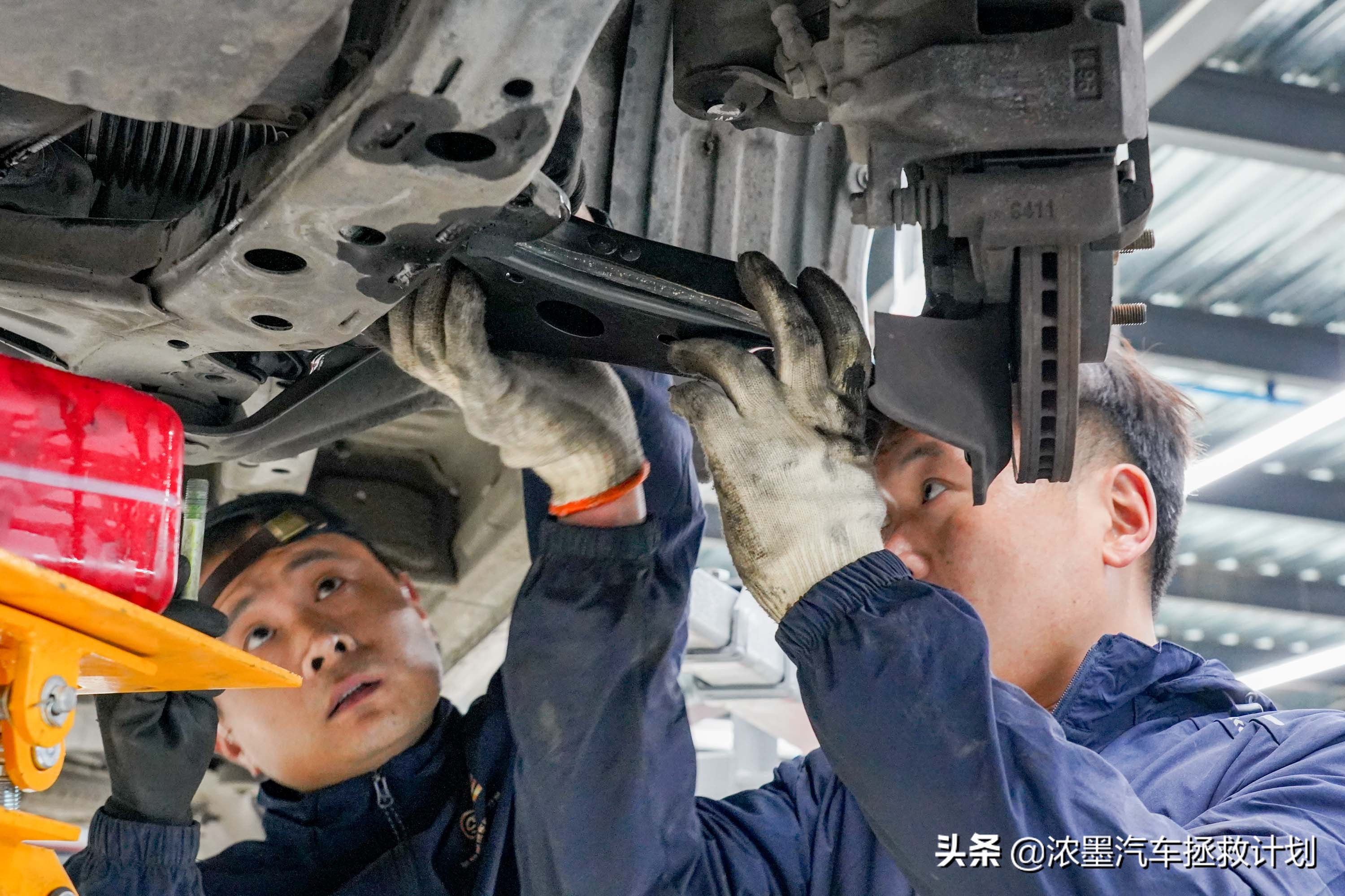 丰田普瑞维亚整备,丰田普瑞维亚第一代改款