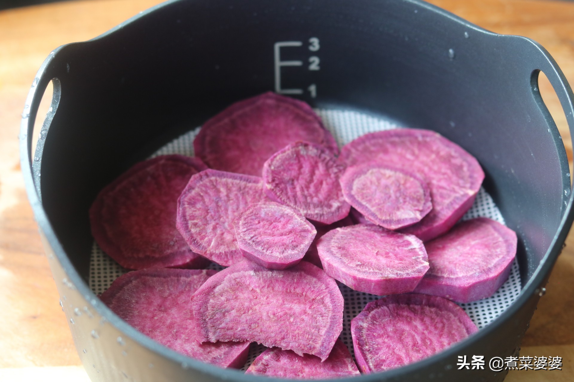 在家里怎么做健康又好吃的冰淇淋,冰淇淋自己在家吃