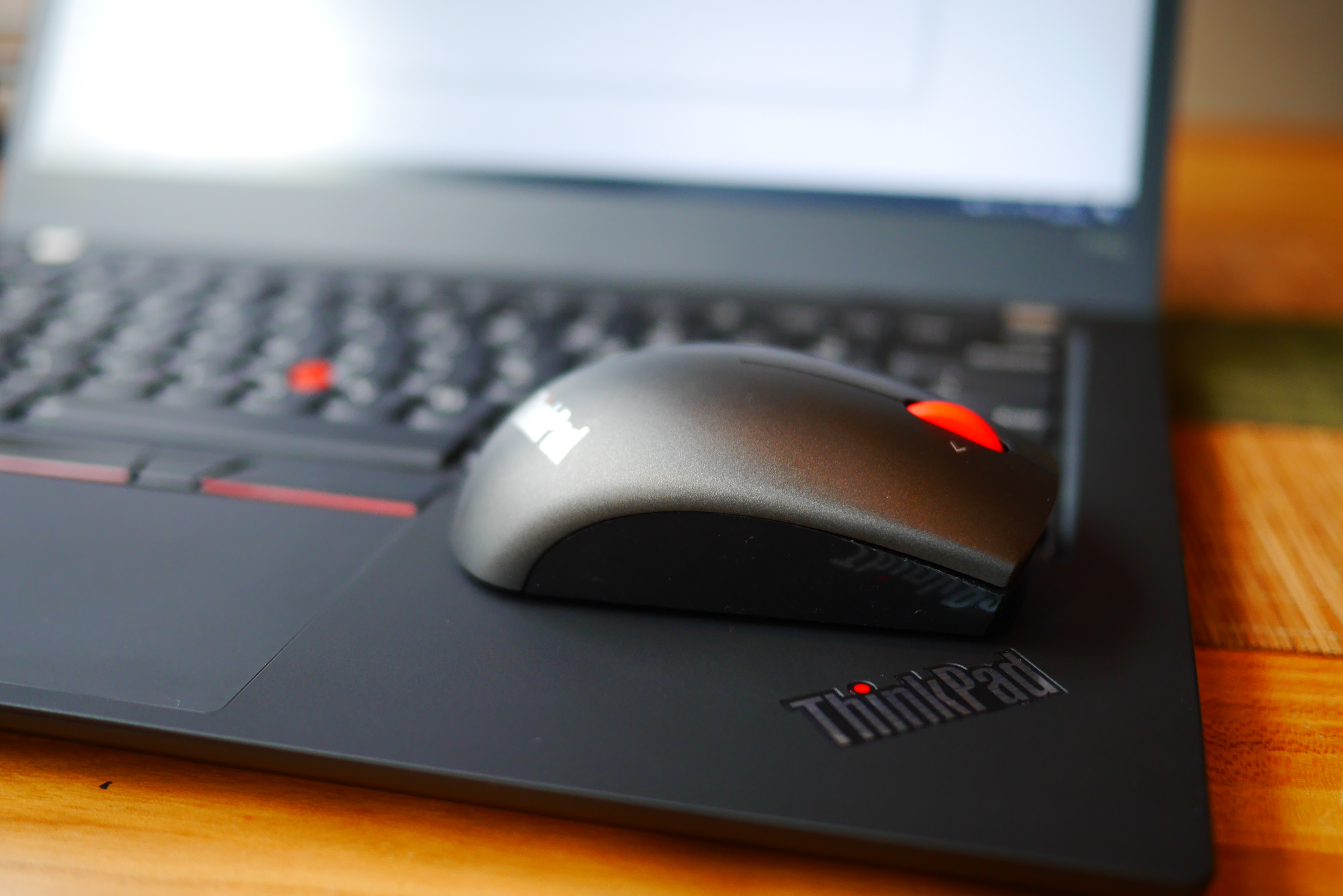 最熟悉的陌生人，ThinkPad小黑双模鼠标长测