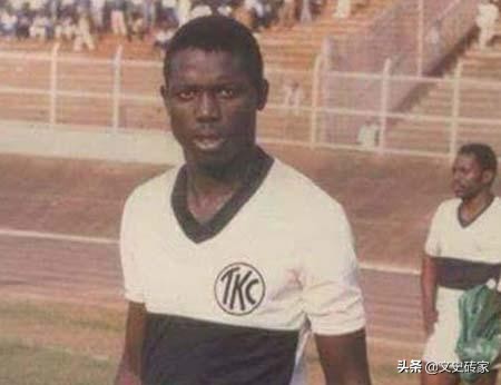 全球公认第一任球王,世界足球先生当选总统