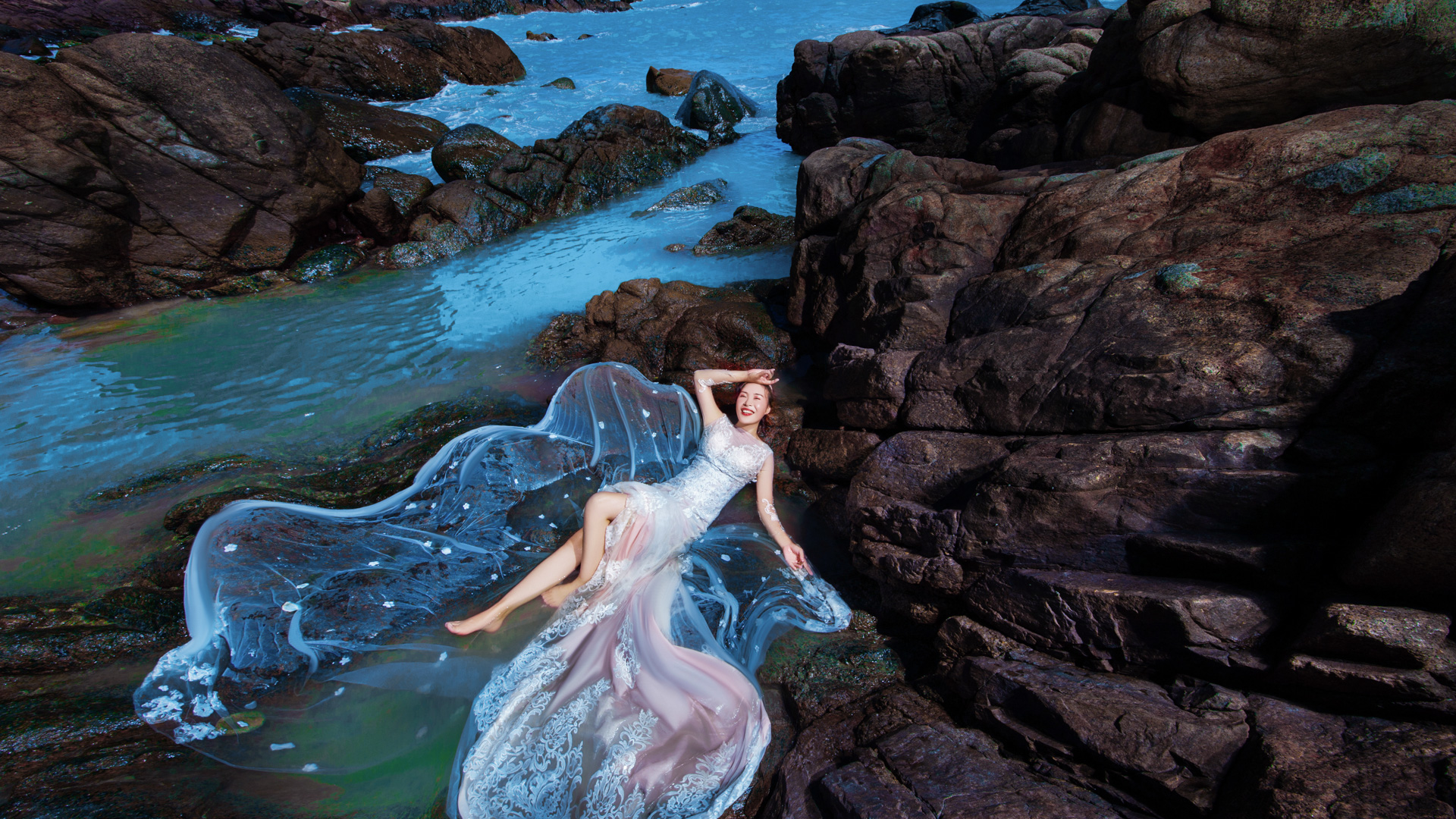 海边婚纱照如何摆pose大全,秀禾服婚纱照教你摆pose