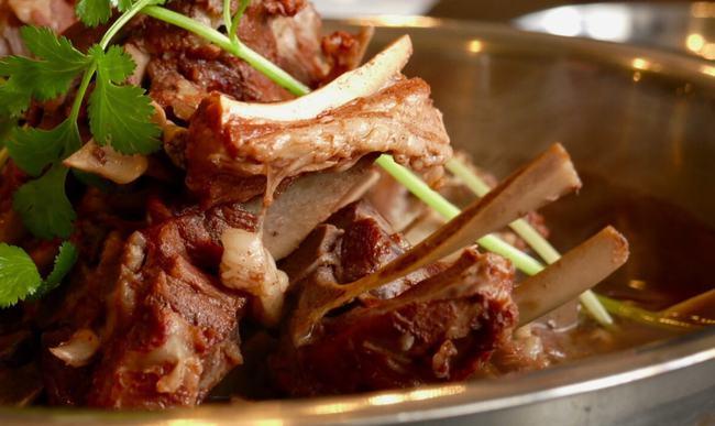 加油站赠送免费洗车靠谱吗,哪些私营加油站油品靠谱