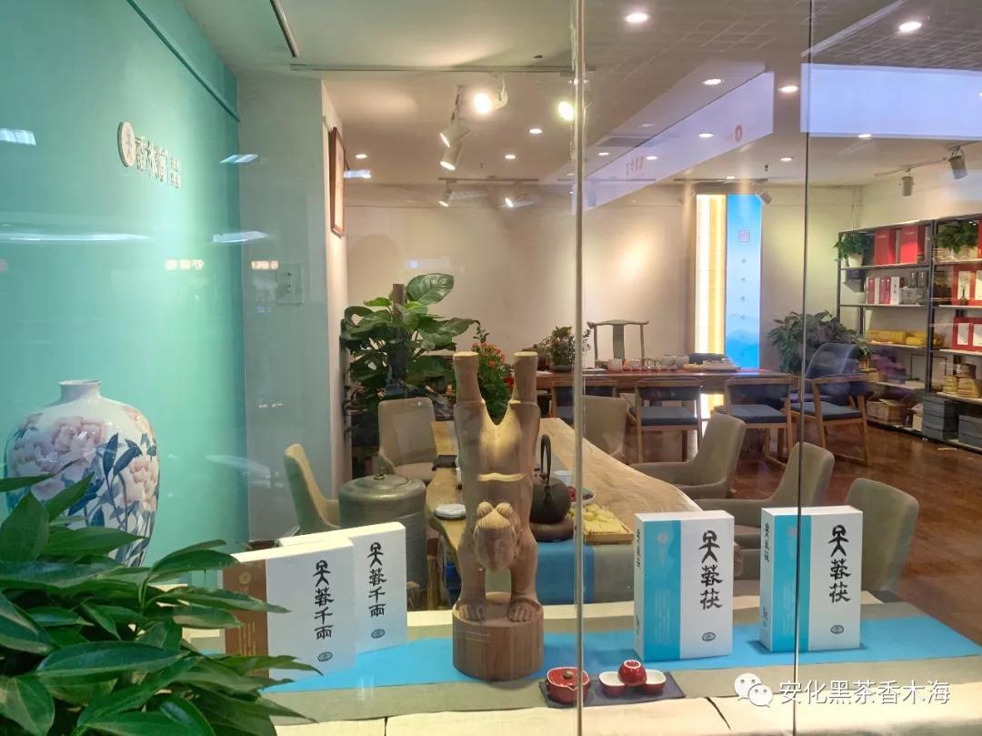 棣欐湪娴疯尪涓氭棗鑸板簵,棣欐湪娴疯尪鍙舵棗鑸板簵