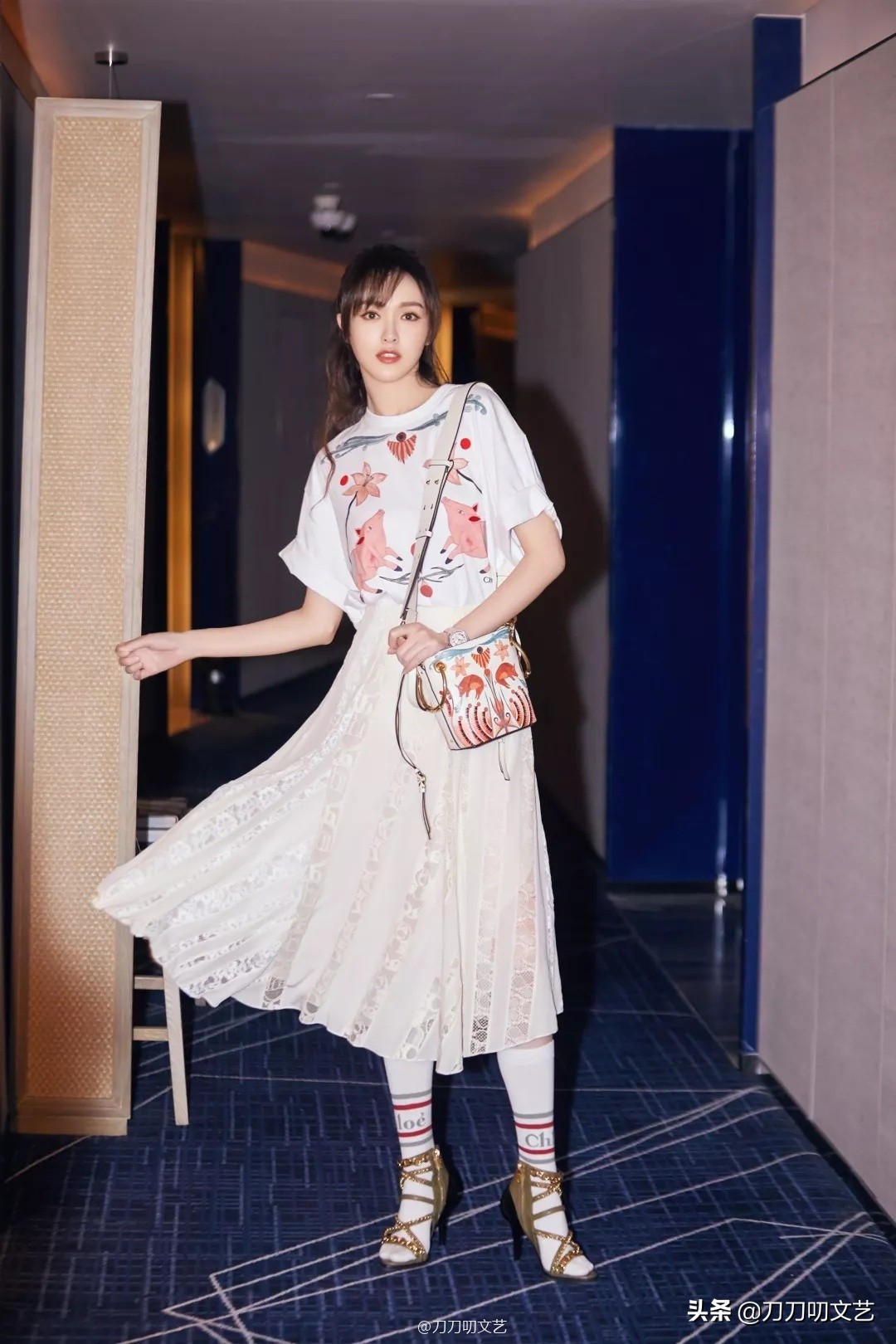 刘雯杨颖跨年,杨颖刘雯同框合作