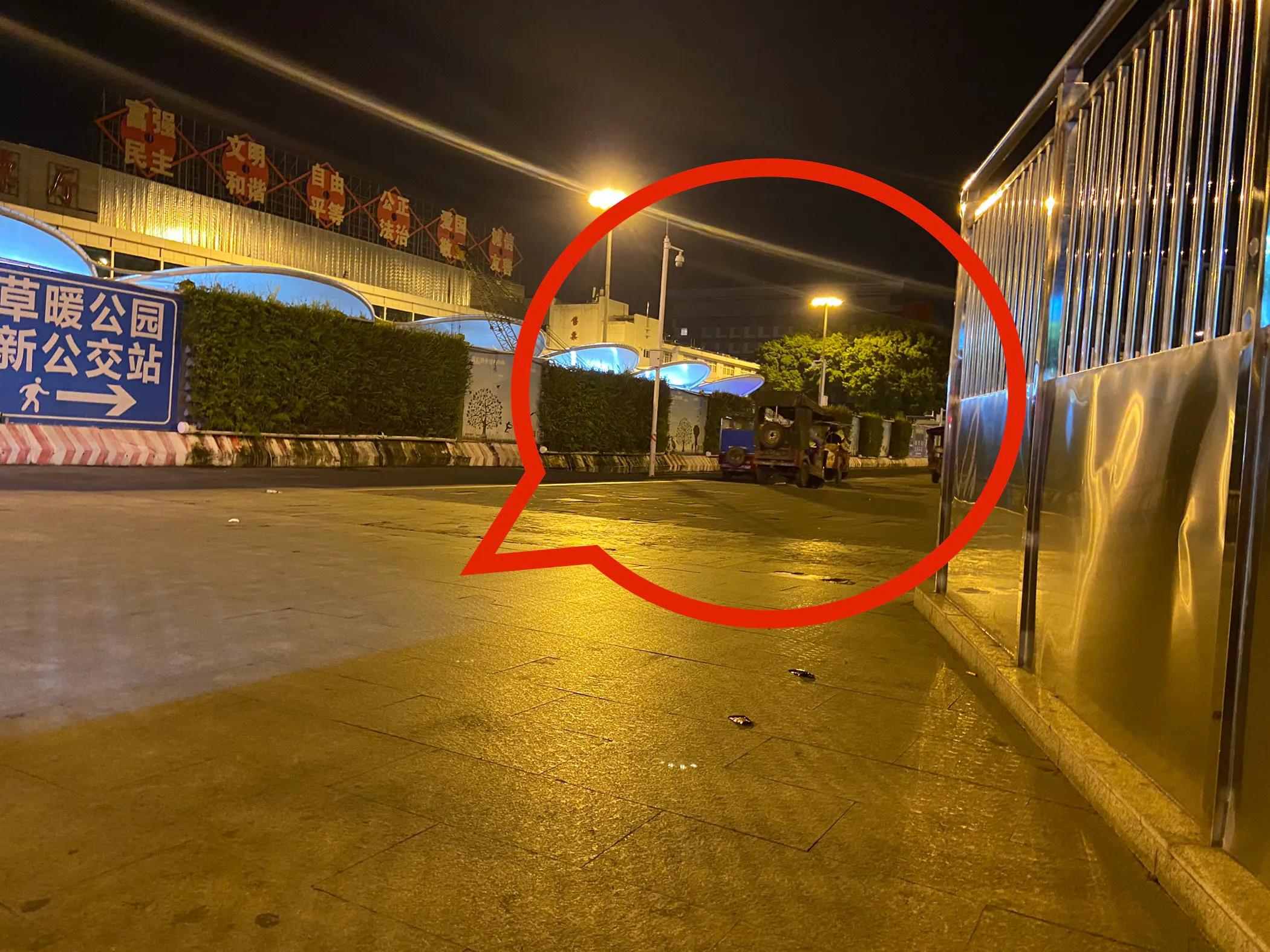 记录深夜广州火车站,广州火车站夜晚生活