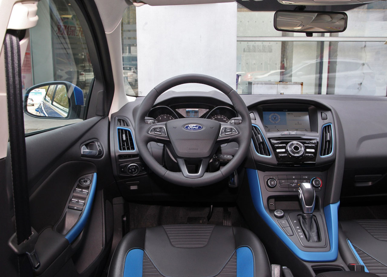 福克斯20121.6l三箱操控好吗,2017款福克斯1.5t加速操控