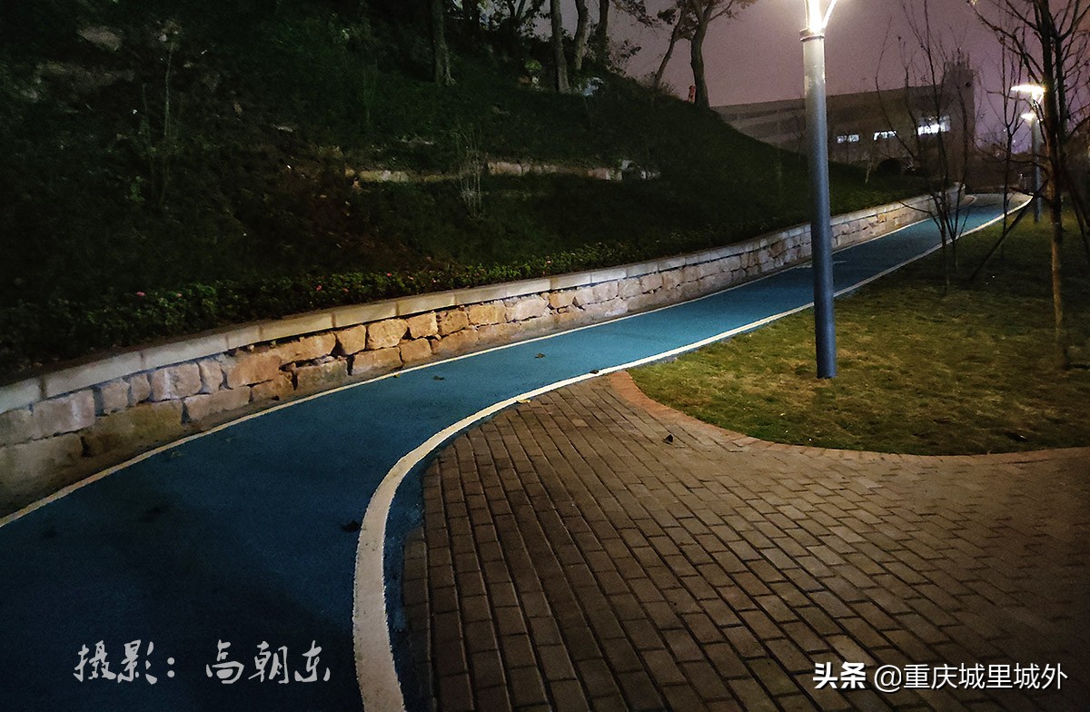 平顶山体育公园晚上好玩吗,夜间开放的体育公园