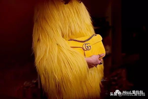 gucci包marmont半月造型 (gucci 双g包marmont测评)