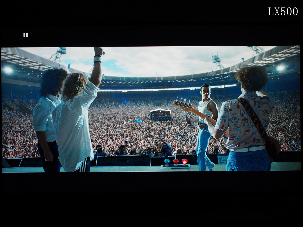 音画俱佳，操控稍弱——先锋UDP-LX500