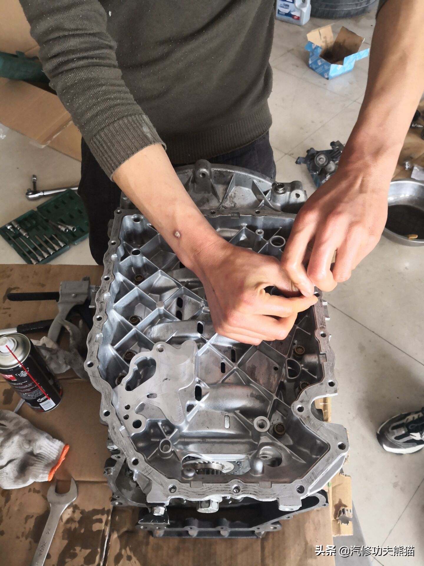 昊锐ea888二代换正时链条,昊锐ea888漏机油的地方是哪些