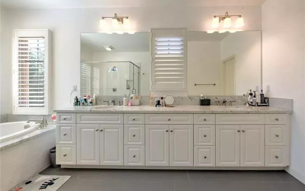 含泪剁手，说说我住尔湾光谱中心附近的物质生活