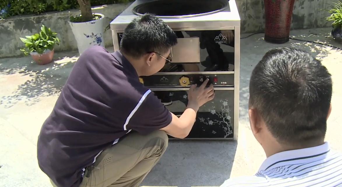 新发明无烟柴火灶全过程,自动点火无烟柴火灶