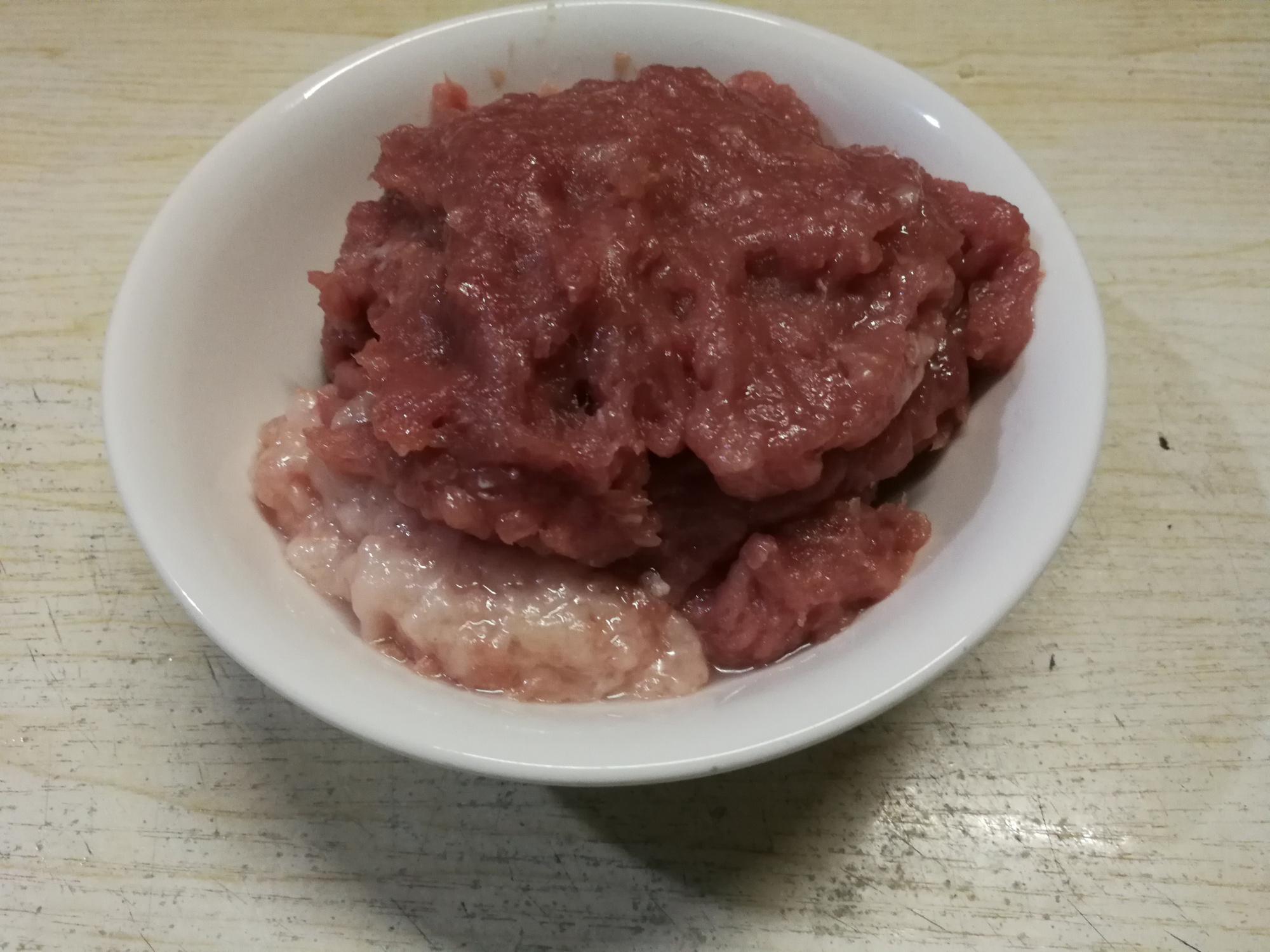 买的馄饨皮给孩子包小馄饨方法,大馄饨皮怎么包小馄饨