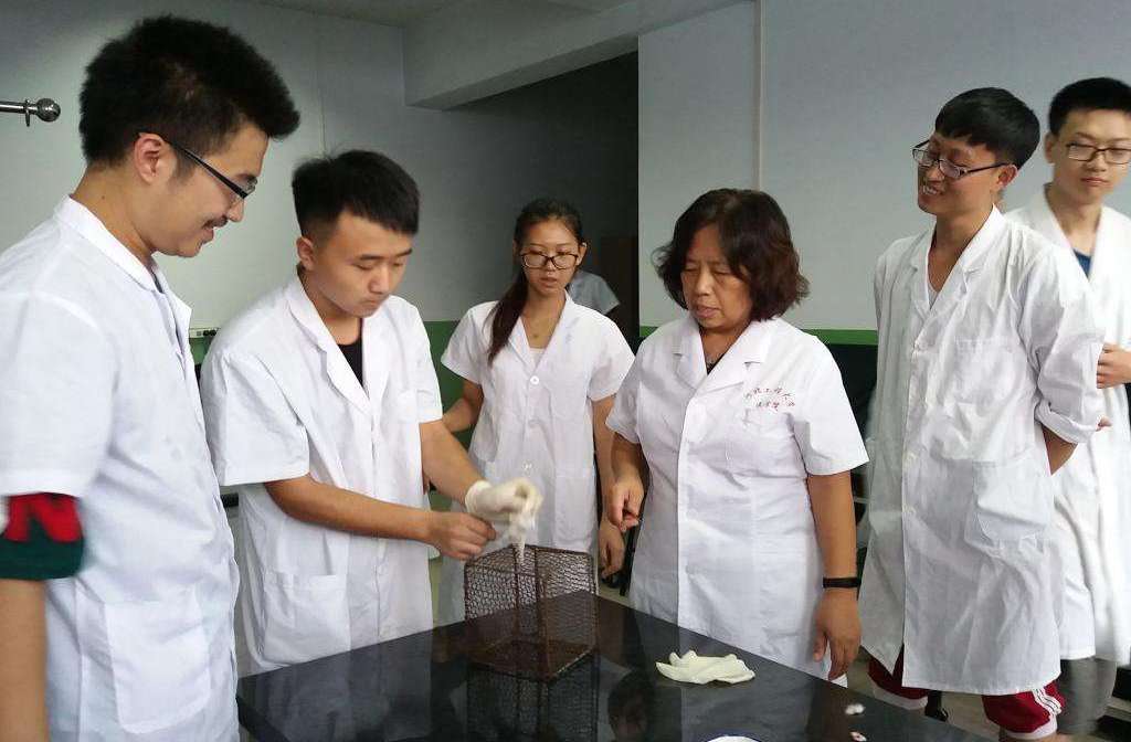 为什么有人学医学,为什么医学专业比较好考