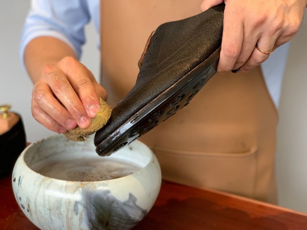 翻毛皮鞋绒面专用刷,绒面鞋翻毛皮鞋清洁护理液