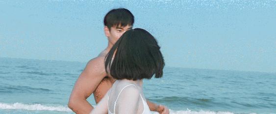 回眸一笑百媚生人生难得几回眸,回眸一笑百媚生古装美女回眸瞬间